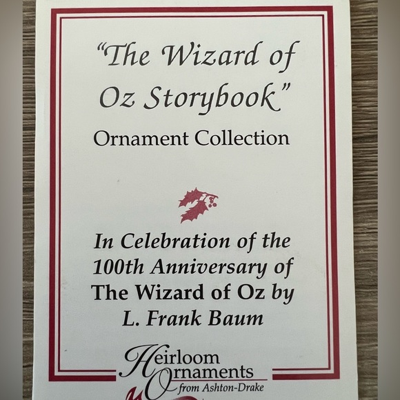 Set of 6 “The Wizard of Oz Storybook” Ornaments - Picture 2 of 9